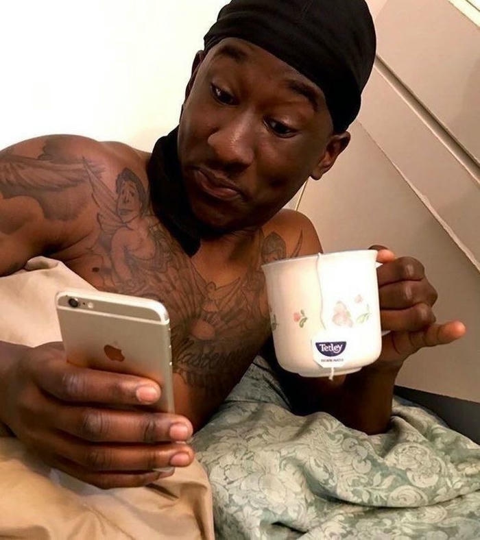 Meme anh da đen biểu cảm mạnh