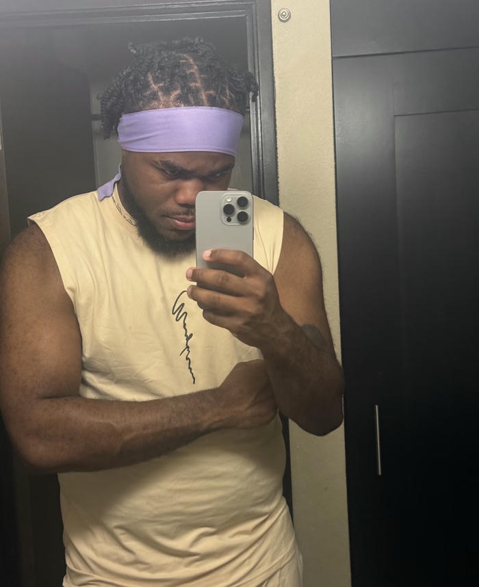 Meme anh da đen lan truyền hài hước