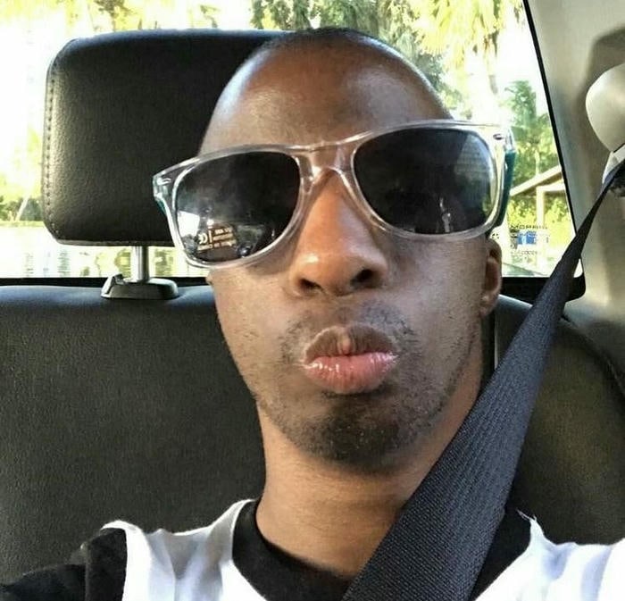 Meme anh da đen tạo trend