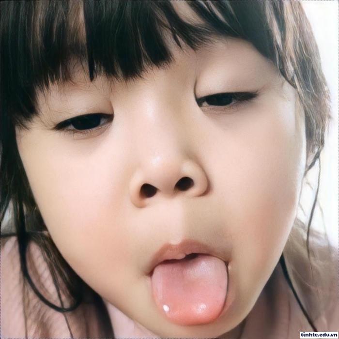 meme lè lưỡi đáng yêu