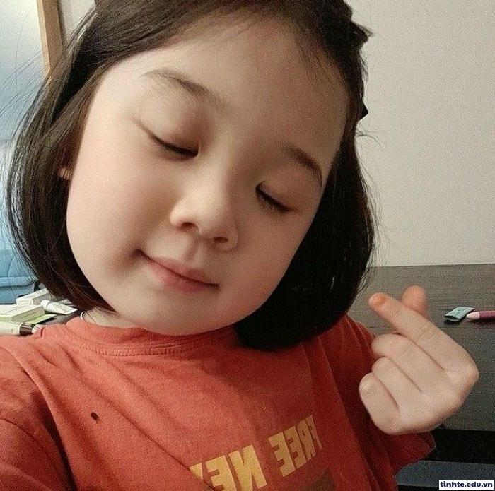 meme thả tim kiểu hài