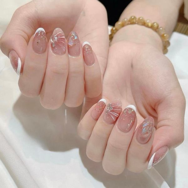 Nail xà cừ đơn giản