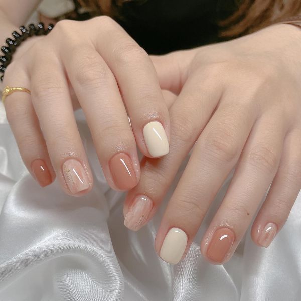 Mẫu nail bóng thời thượng cho học sinh 7