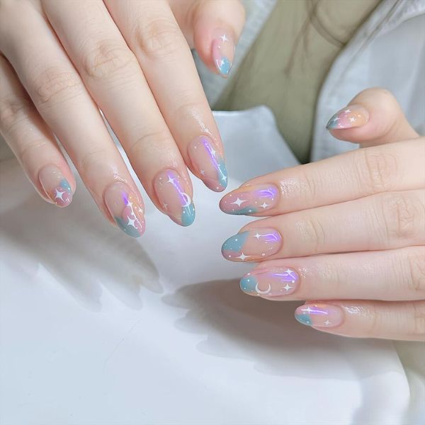 Mẫu nail bóng thời thượng cho học sinh 8