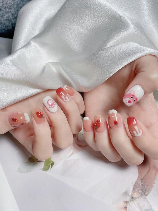 Nail học sinh họa tiết hoạt hình 4