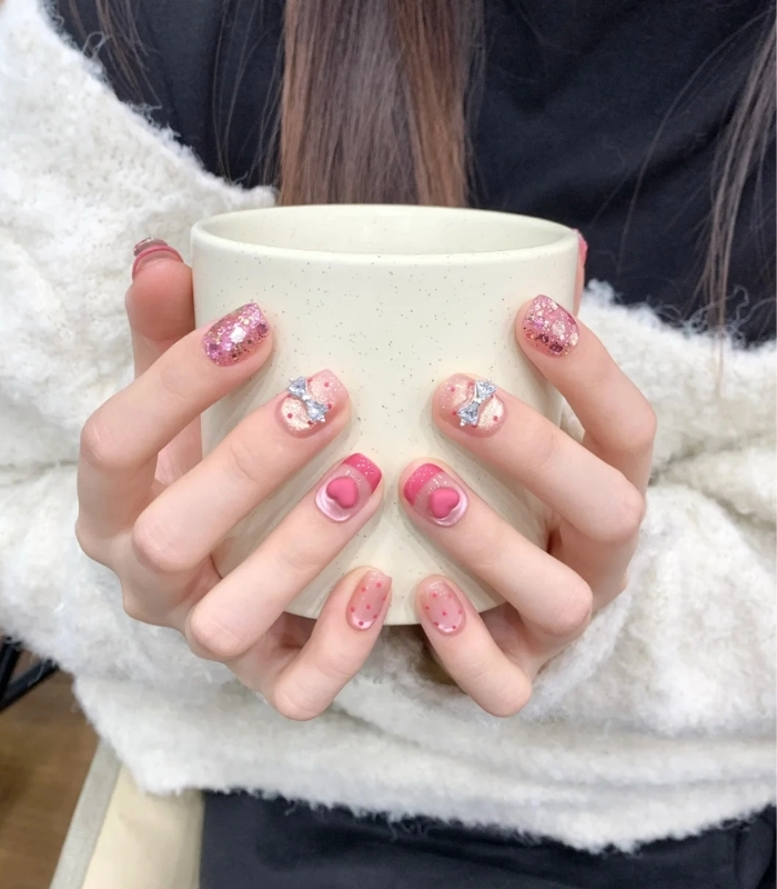 Mẫu nail đẹp cho móng ngắn nhẹ nhàng