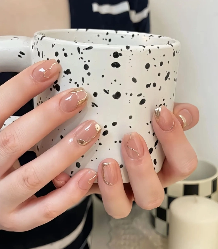 Mẫu nail đẹp cho người móng tay ngắn da sáng