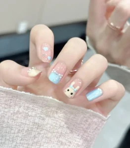 Mẫu nail xinh cho móng ngắn phong cách tối giản