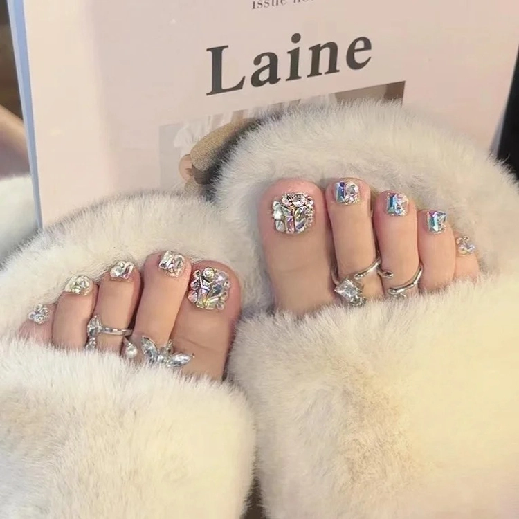 Nail chân đá khối sang trọng