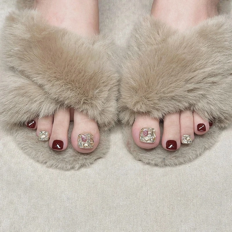 Nail chân đính đá khối nhũ bạc