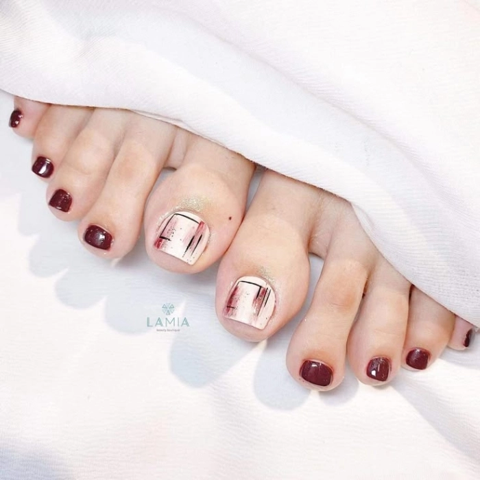 Nail chân đơn giản cho da ngăm