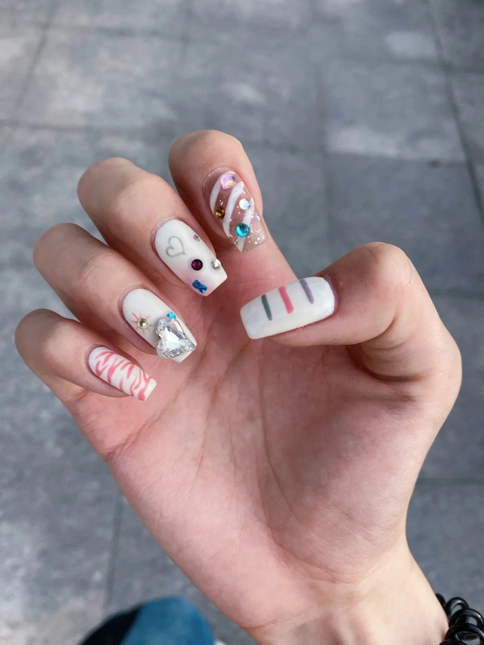 Nail hồng trắng ngọt lịm như kẹo