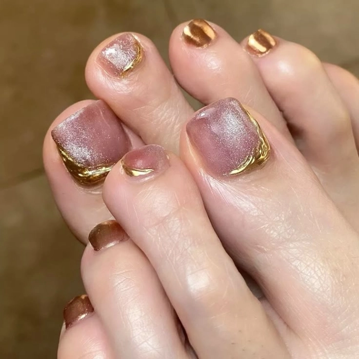 Những mẫu sơn gel móng chân xinh xắn