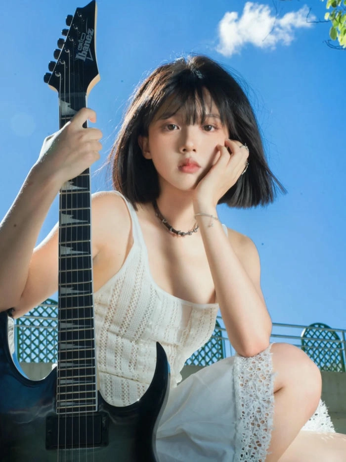 ảnh gái xinh tóc ngắn cute