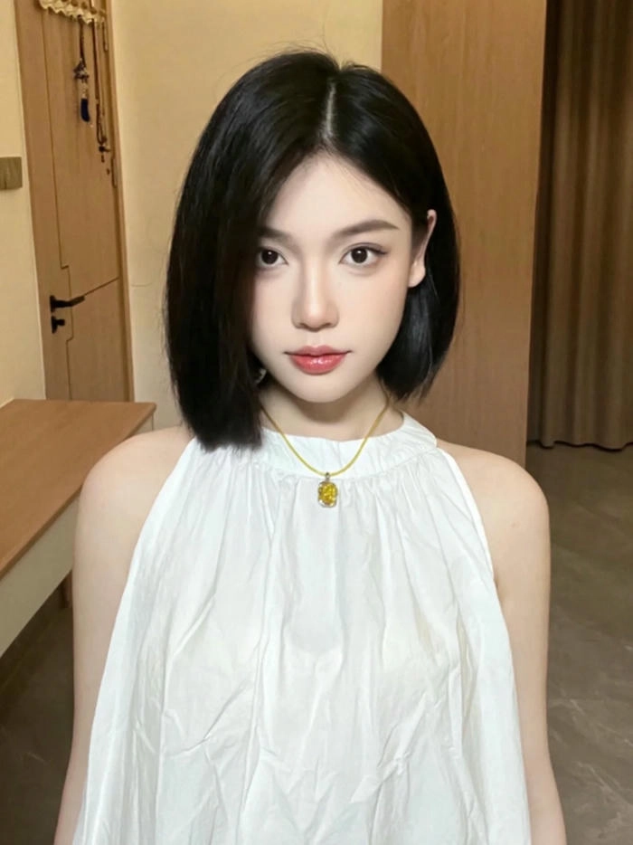 hình ảnh gái tóc ngắn xinh xắn