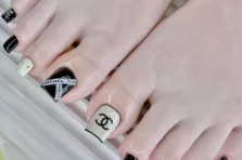 Gợi ý 166+ mẫu nail chân màu đen đẹp ngầu, nhìn là mê