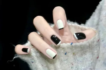 216+ mẫu nail đen trắng đẹp hút hồn, sang chảnh quên lối về!