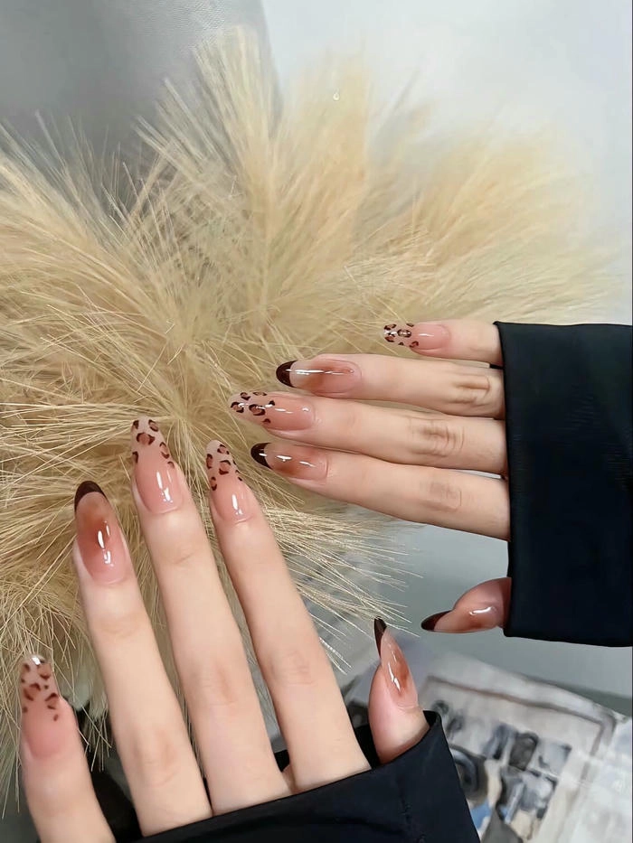 mẫu nail tay vẽ đẹp nhất
