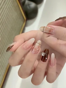 mẫu nail tay vẽ đơn giản