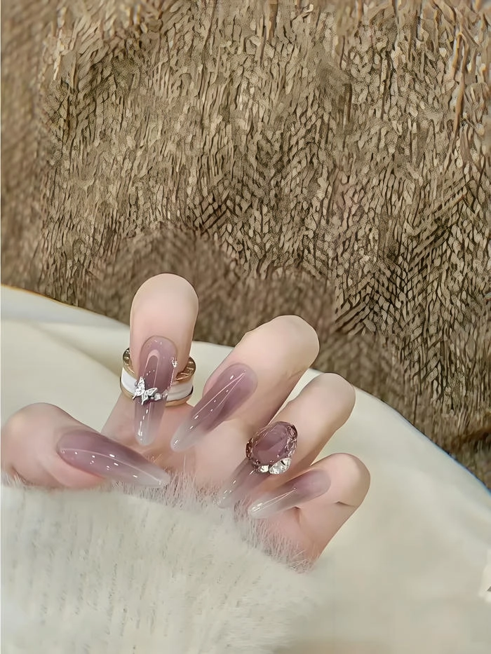 Các mẫu nail màu tím đẹp