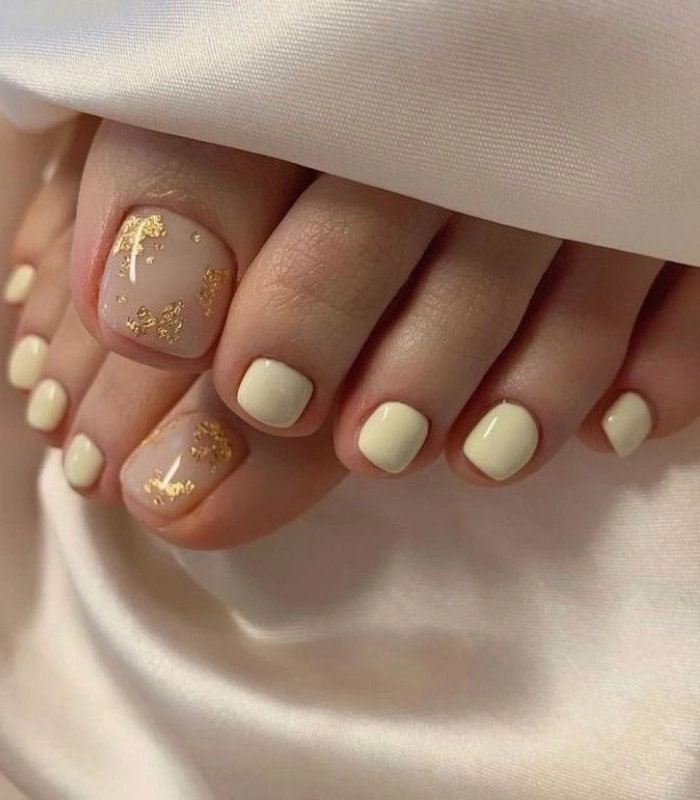 Mẫu móng chân cute đơn giản