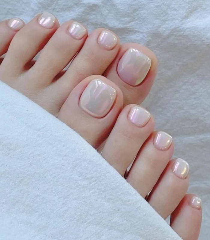 Mẫu móng chân đơn giản cho học sinh