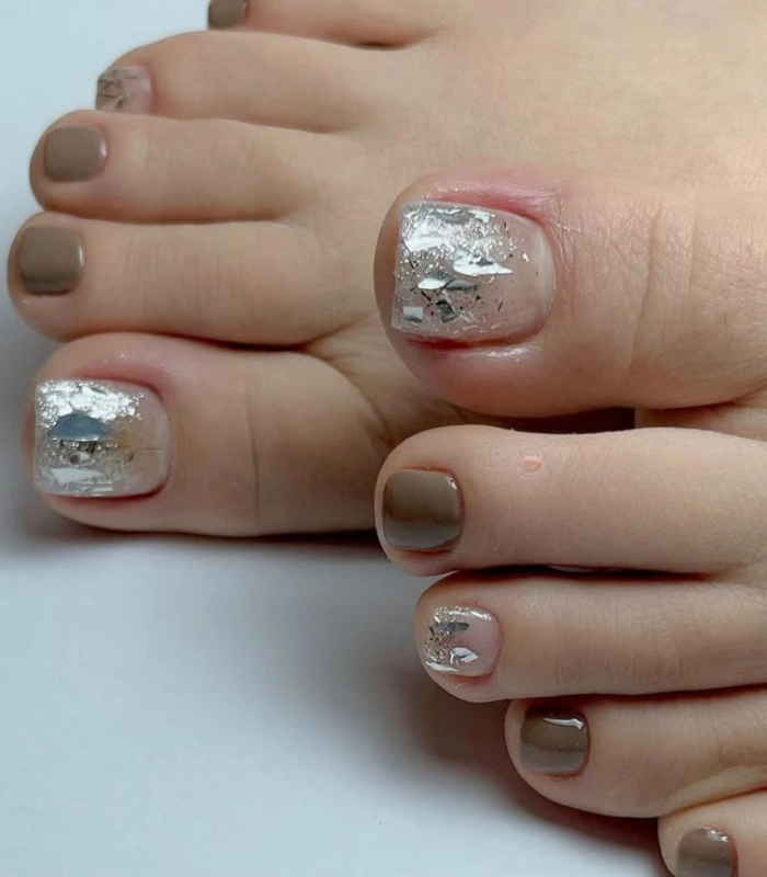 Mẫu nail chân cô dâu sang trọng
