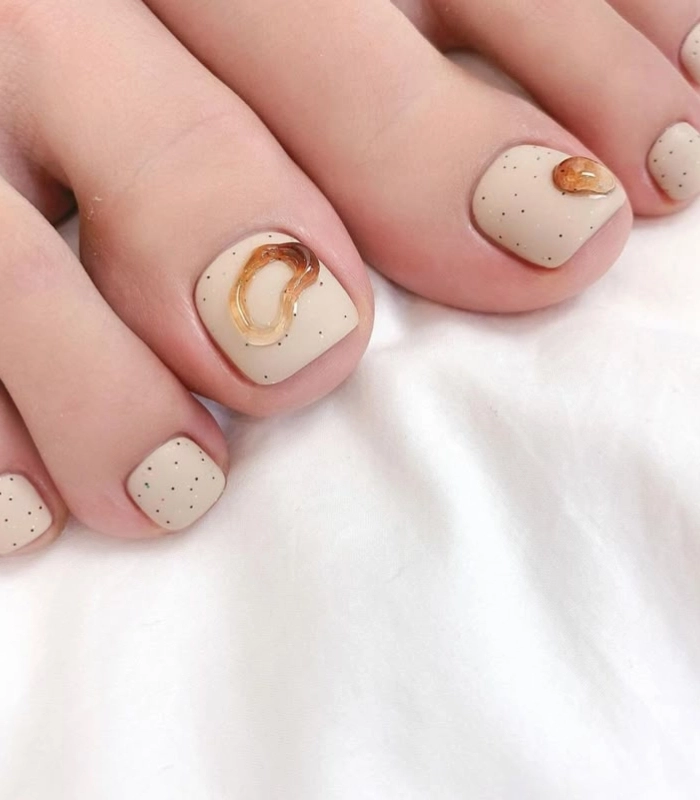 Mẫu nail chân đơn giản dễ thương
