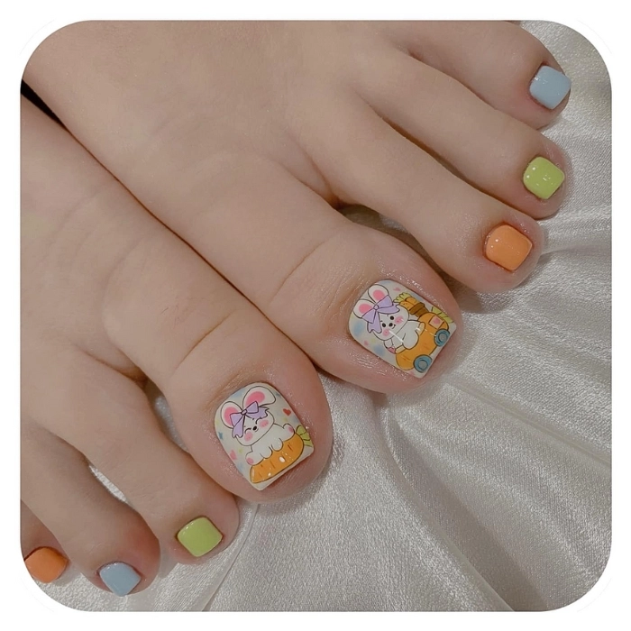 Mẫu nail chân vẽ hoạt hình mùa hè