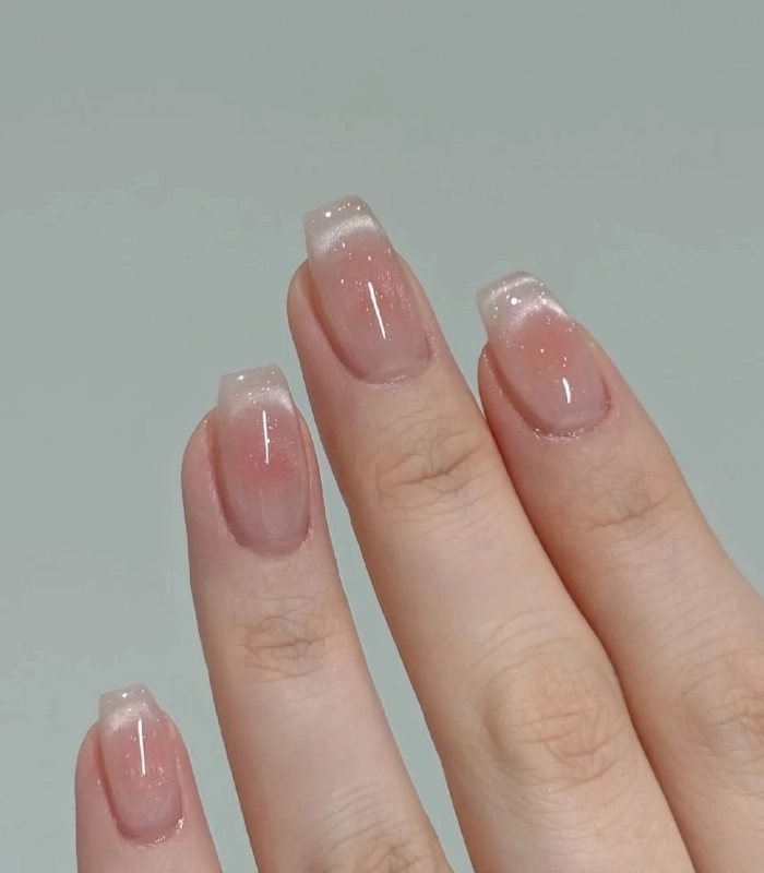 Mẫu nail cho học sinh THPT không lòe loẹt