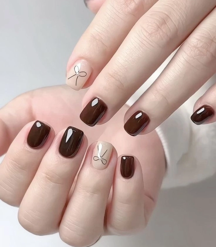 Mẫu nail cho học sinh THPT tone nâu caffe