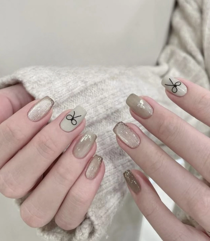 Mẫu nail cho học sinh cấp 3 đơn sắc