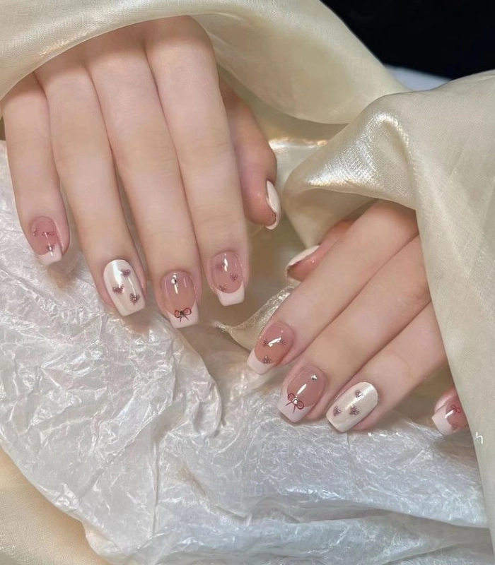 Mẫu nail cho học sinh cấp 3 hình trái tim