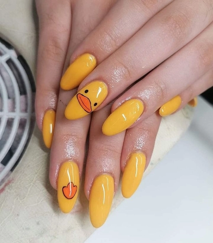 Mẫu nail con vịt đơn giản