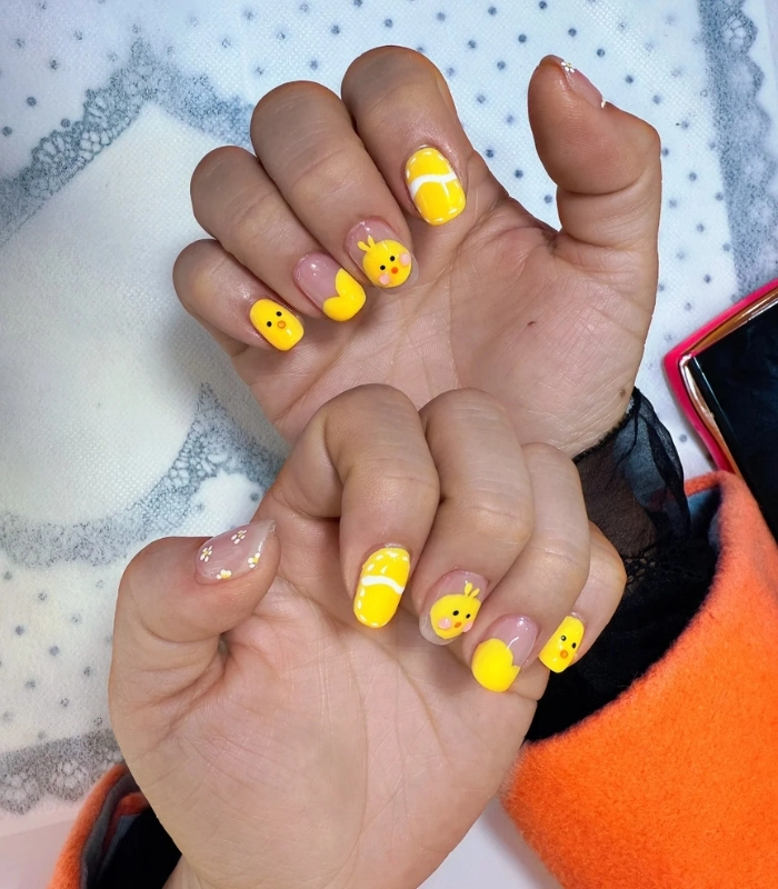 Mẫu nail con vịt hot trend