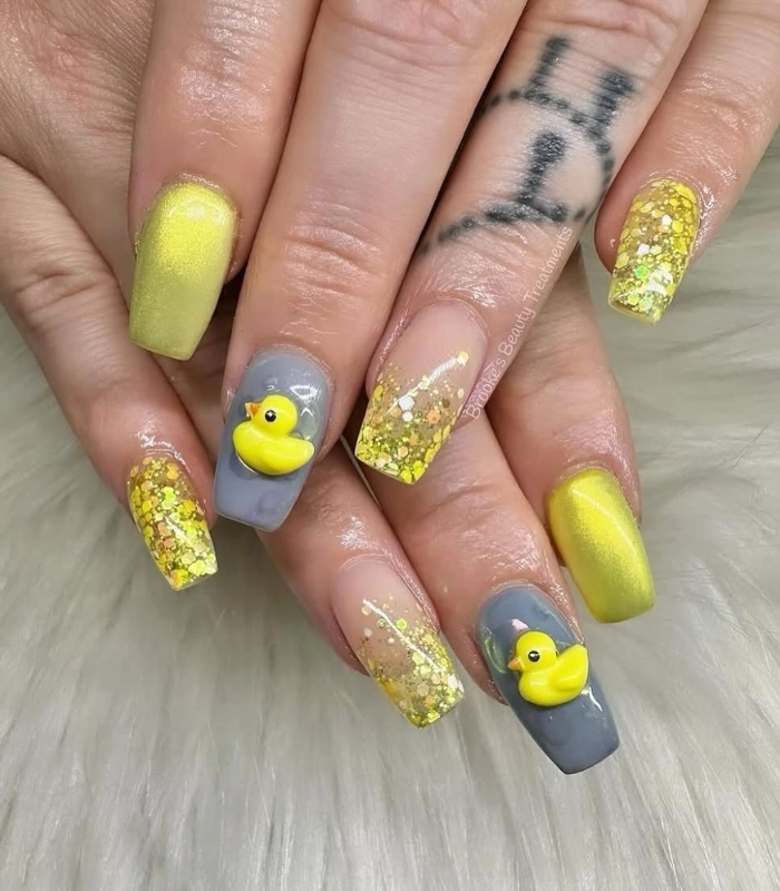 Mẫu nail con vịt nhẹ nhàng