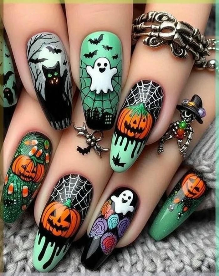 Mẫu nail halloween tông đen cam