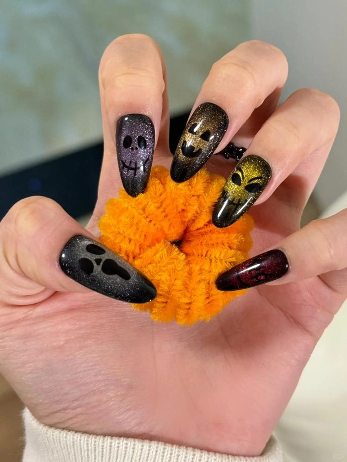 Mẫu nail halloween tông đen