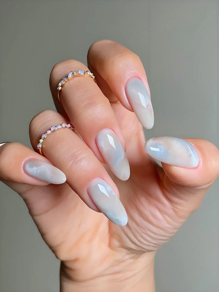 Mẫu nail loang vân đá ngẫu hứng