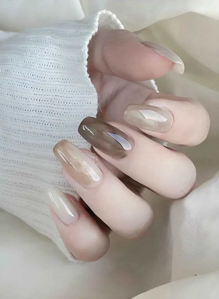Mẫu nail loang vân đá nhẹ nhàng