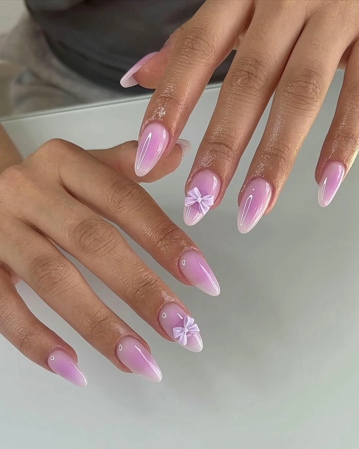 Mẫu nail tím nhẹ nhàng nữ tính