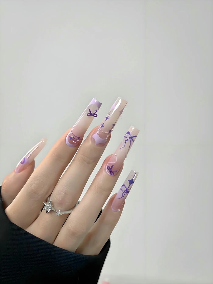 Mẫu nail tím pastel nhạt dễ thương