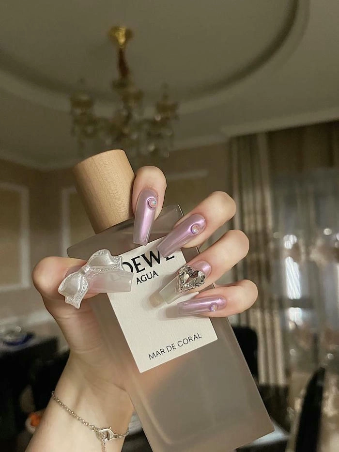 Mẫu nail tím sữa cute