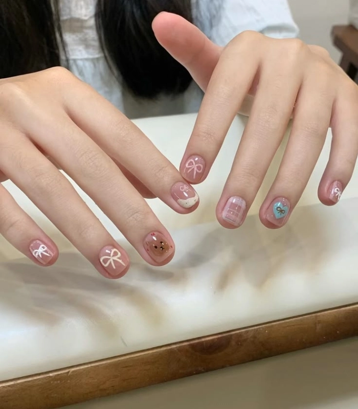 Móng xinh cho các bé Tiểu học có nơ