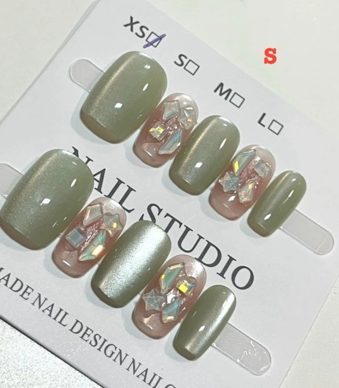 Nail box màu thạch xanh rêu