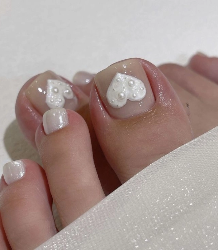 Nail chân cô dâu dáng ngắn gọn