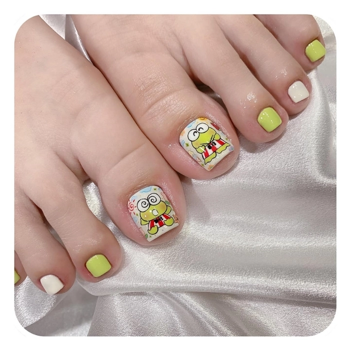 Nail chân hoạt hình độc lạ