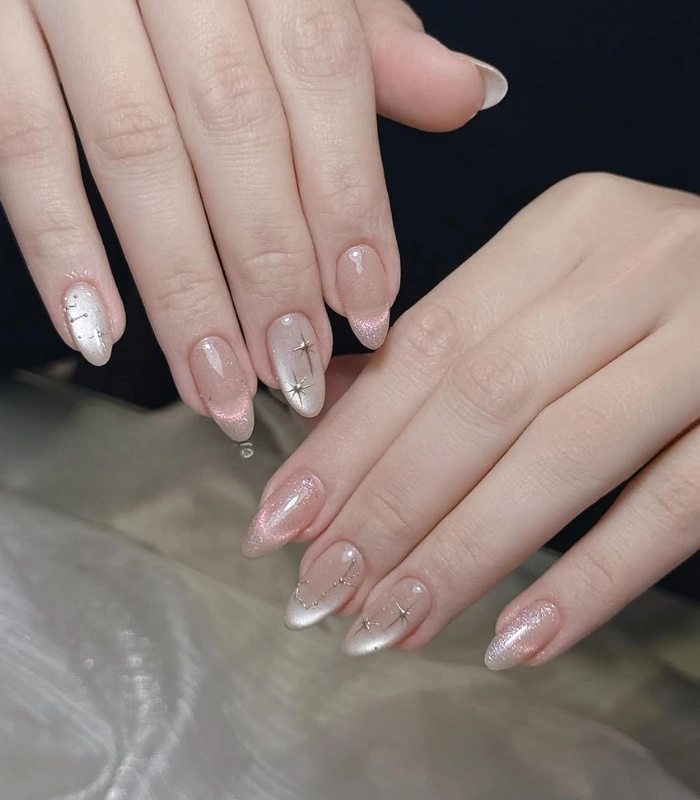Nail đẹp cho HS phổ thông tone cam nhẹ