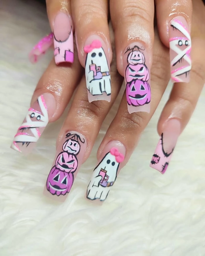 Nail halloween màu hồng cute