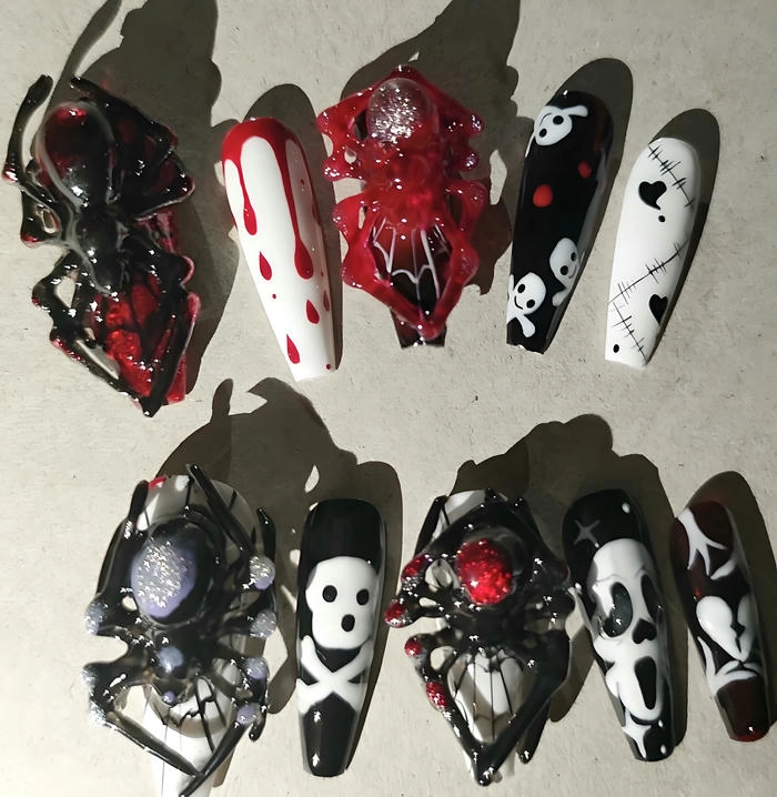 Nail halloween phong cách rùng rợn